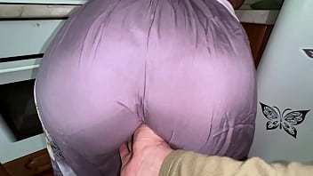 Stepson discovers stepmom's big ass for taboo anal play