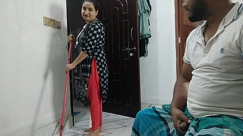 Indian maid reveals her employer's penis in hot encounter